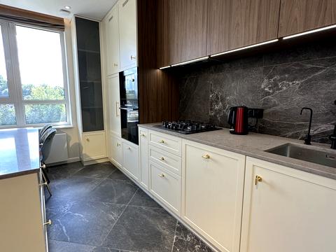 квартира за адресою Топольна вул., 4-Б