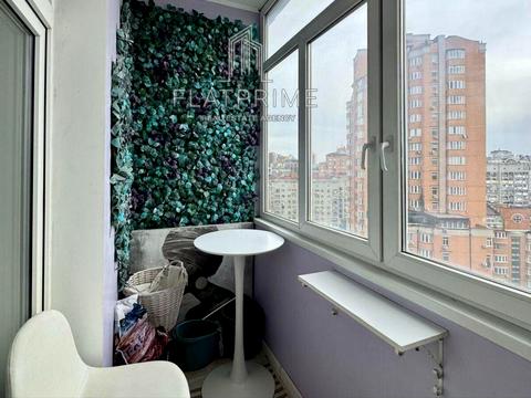 квартира за адресою В'ячеслава Чорновола вул., 25