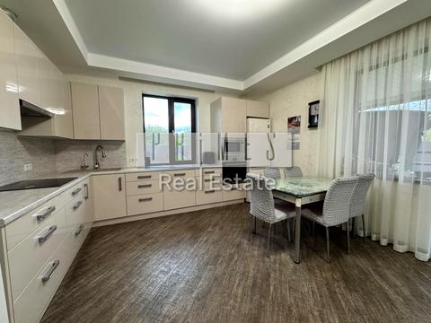 будинок за адресою 126-та Садова вул.