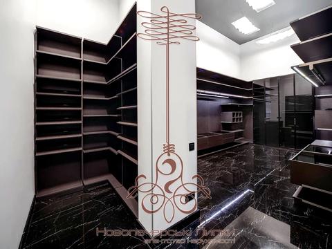 будинок за адресою Вишнева вул.