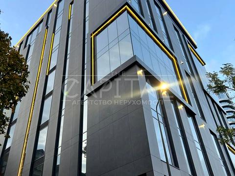 комерційна за адресою Красилівська вул., 9