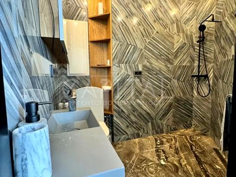 комерційна за адресою вул. Василя Липківського, 16