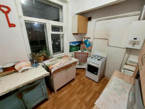 комната по адресу Андрія Мельника ул. (Генерала Тупікова), 3/1