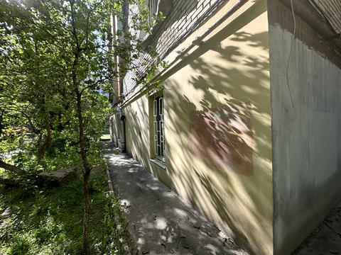 коммерческая по адресу Саксаганського, 45