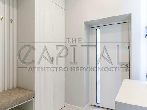 будинок за адресою Центральна вул., 1