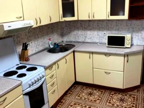 квартира по адресу Салютная ул., 1-Б