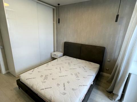 квартира за адресою Сім'ї Кульженків вул. (Петра Дегтяренка), 31-Б
