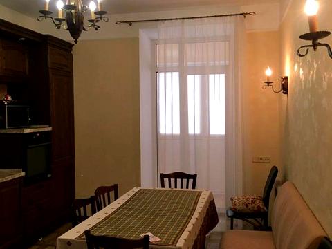 квартира за адресою Почайнинська вул., 70