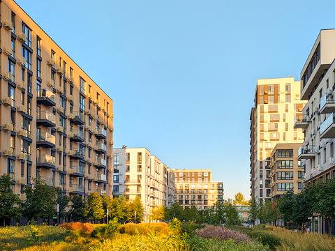 квартира за адресою Салютна вул., 2к18