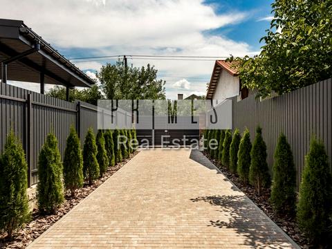 будинок за адресою Анни Ярославни вул.