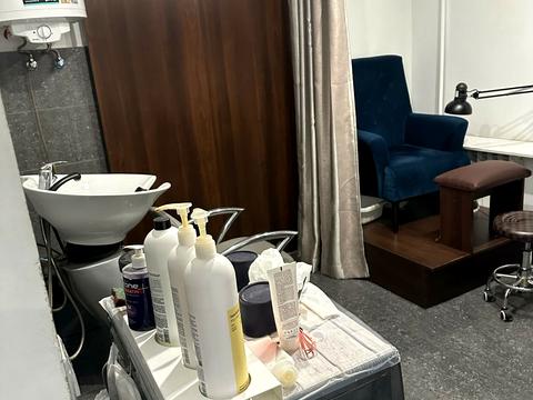 комерційна за адресою Іллінська вул., 10