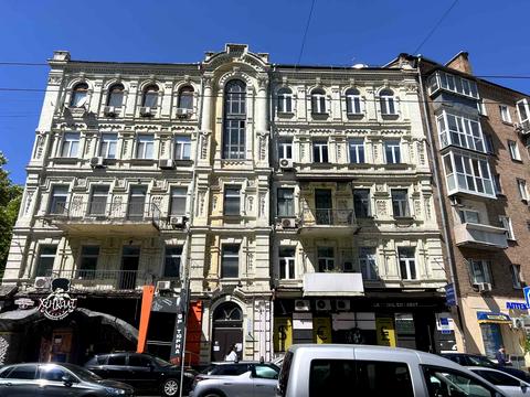 квартира по адресу Шота Руставели ул., 4