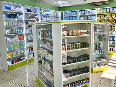 комерційна за адресою Металлургів, 14