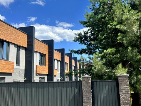 будинок за адресою Олекси Тихого пров., 2 к1