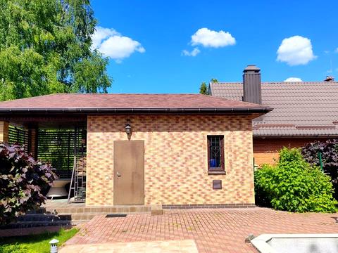 будинок за адресою Стежки вул.