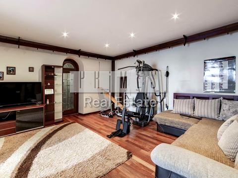 будинок за адресою Молодіжна вул. (леніна)