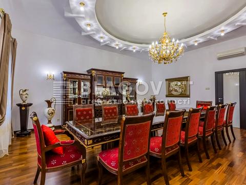 будинок за адресою Лугова вул.