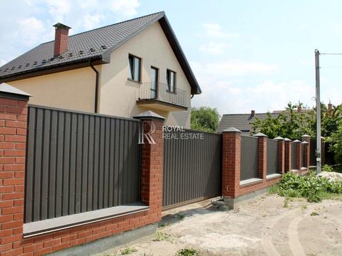 будинок за адресою с. Гнідин, жукова