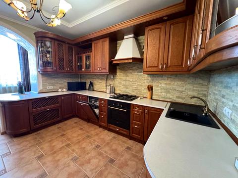 квартира за адресою Залізнична вул., 9