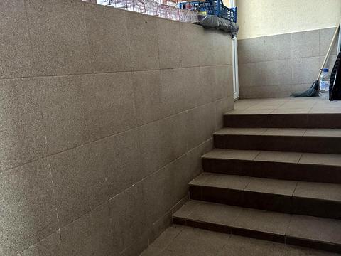 комерційна за адресою Потічна вул., 1д