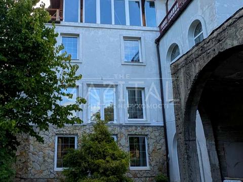 будинок за адресою Ягідна вул.