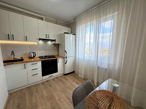 квартира за адресою Алмазна вул. (Погребняка), 25