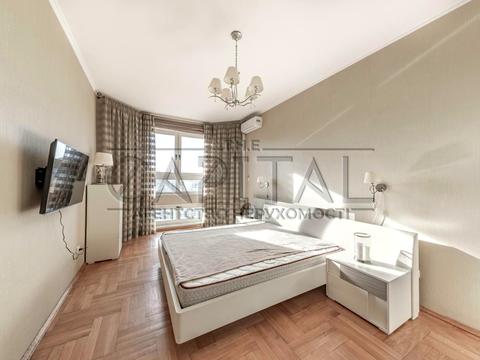 квартира за адресою Шота Руставелі вул., 44