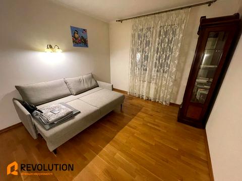 квартира по адресу Вячеслава Черновола ул., 27