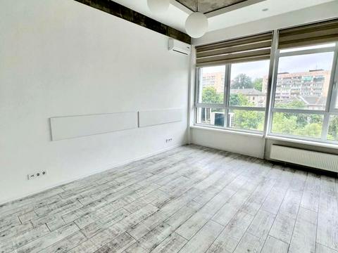 коммерческая по адресу Кловский спуск, 7a