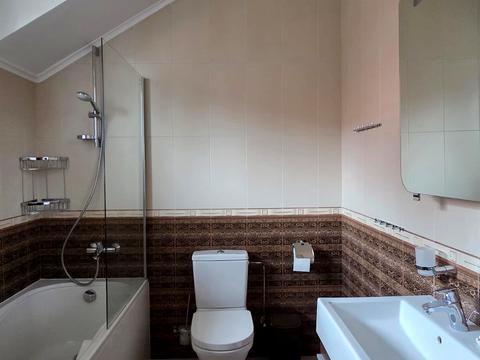 будинок за адресою Стежки вул.