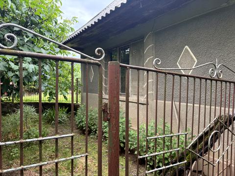 будинок за адресою Центральна, 45