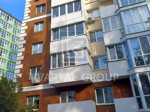 комерційна за адресою Мечнікова, 109Б