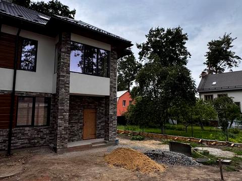 будинок за адресою Академіка Ромоданова вул. (Льва Толстого)