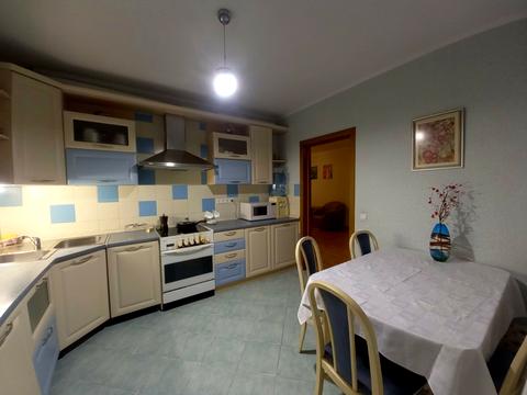 квартира за адресою Драгоманова вул., 8-А