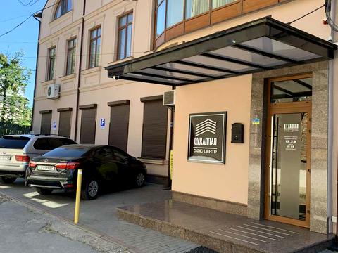 коммерческая по адресу Героев Майдана ул. (Червоноармейская), 31