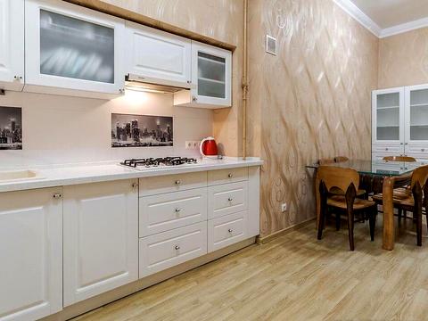 квартира за адресою Вінниченка, 8