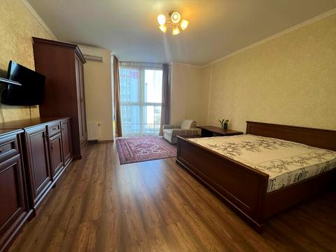 квартира за адресою Драгоманова вул., 2-Б