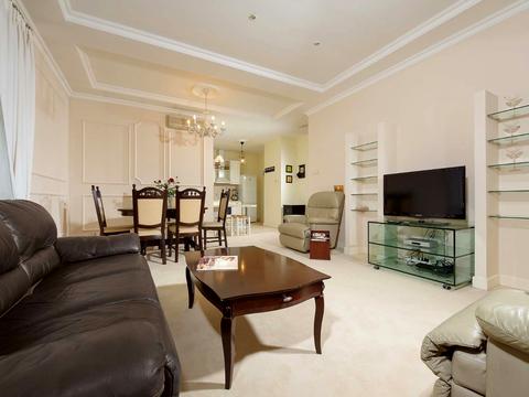 квартира за адресою Інститутська вул., 15/5