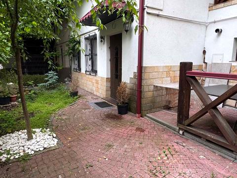 квартира за адресою Дорошенка вул., 25