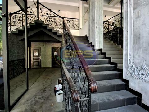 комерційна за адресою червоний, 10