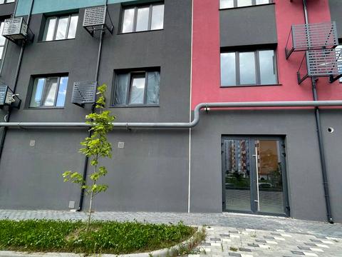 коммерческая по адресу Студентская ул., 24-А