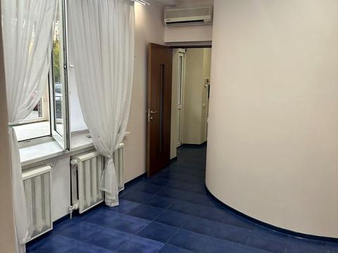 комерційна за адресою Володимира Івасюка просп. (Героїв Сталінграду), 6