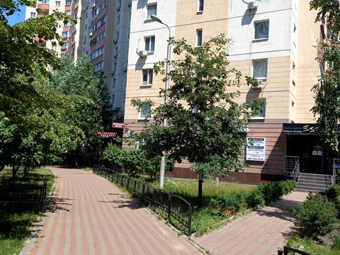 комерційна за адресою Урлівська вул., 21