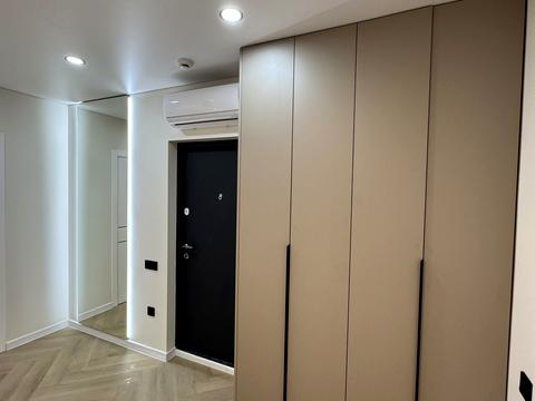 квартира по адресу Крайковского ул., 1