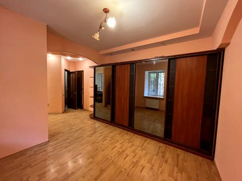 квартира за адресою Соборна вул., 76