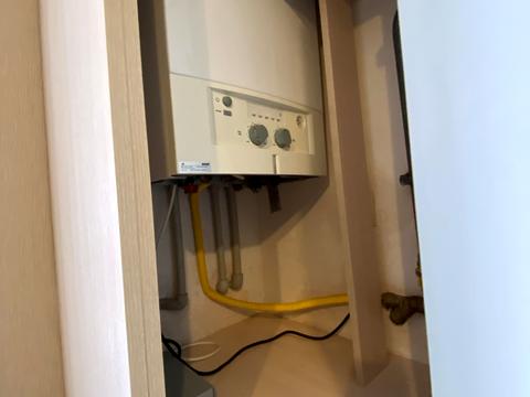 квартира за адресою Василя Симоненка вул., 2