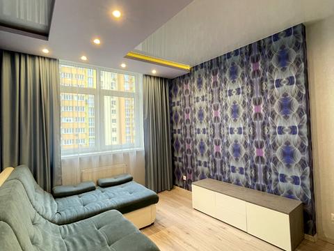 квартира за адресою Сім'ї Кульженків вул. (Петра Дегтяренка), 35