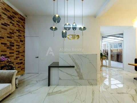 комерційна за адресою Шота Руставелі вул., 30-Б