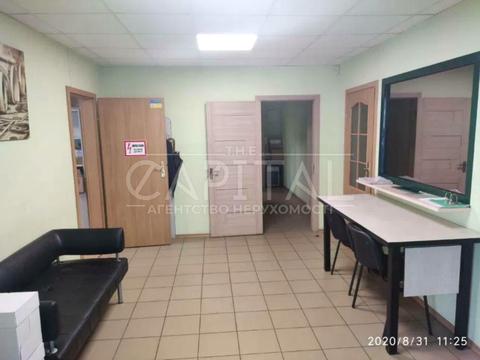 комерційна за адресою Братства тарасівців, 5