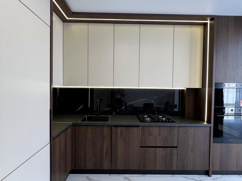 квартира по адресу Высочана ул., 18